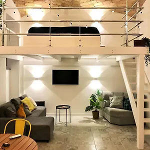 Apartment Beautifully Renovated Loft In Trastevere, Rome